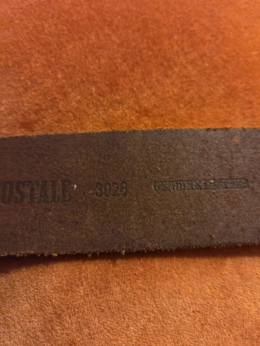 Vintage Aeropostale men’s distressed leather belt Size M/L